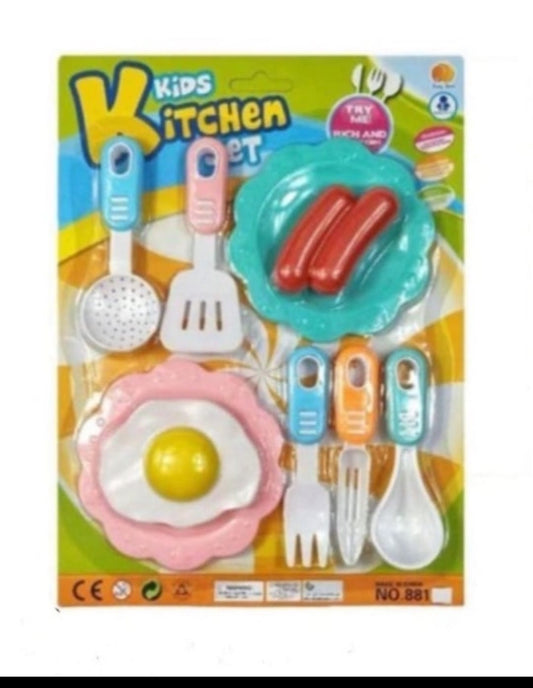Cocinando Salchichas y Huevo
